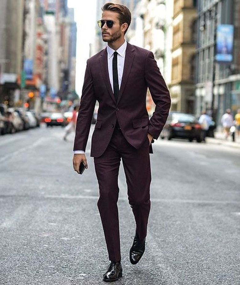7 Stylish Ways To Wear Black Formal Shoes With Your Outfits