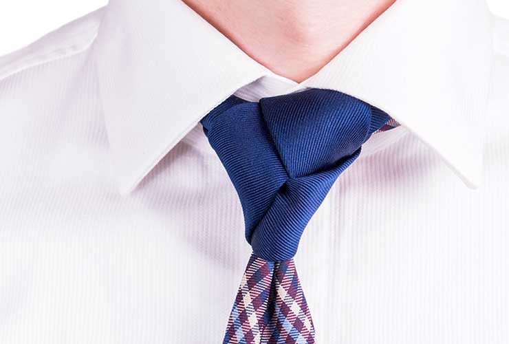 video how to tie a necktie