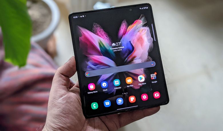 Samsung Galaxy Z Fold 3 Review: The Most Complete Foldable Yet