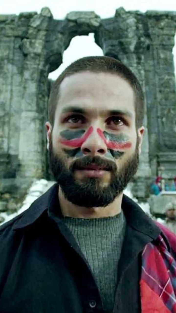5 Times Shahid Kapoor Played Dark Characters Brilliantly