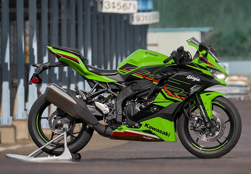 Kawasaki ZX4R To Be Launched In India Soon: Check Features, Price