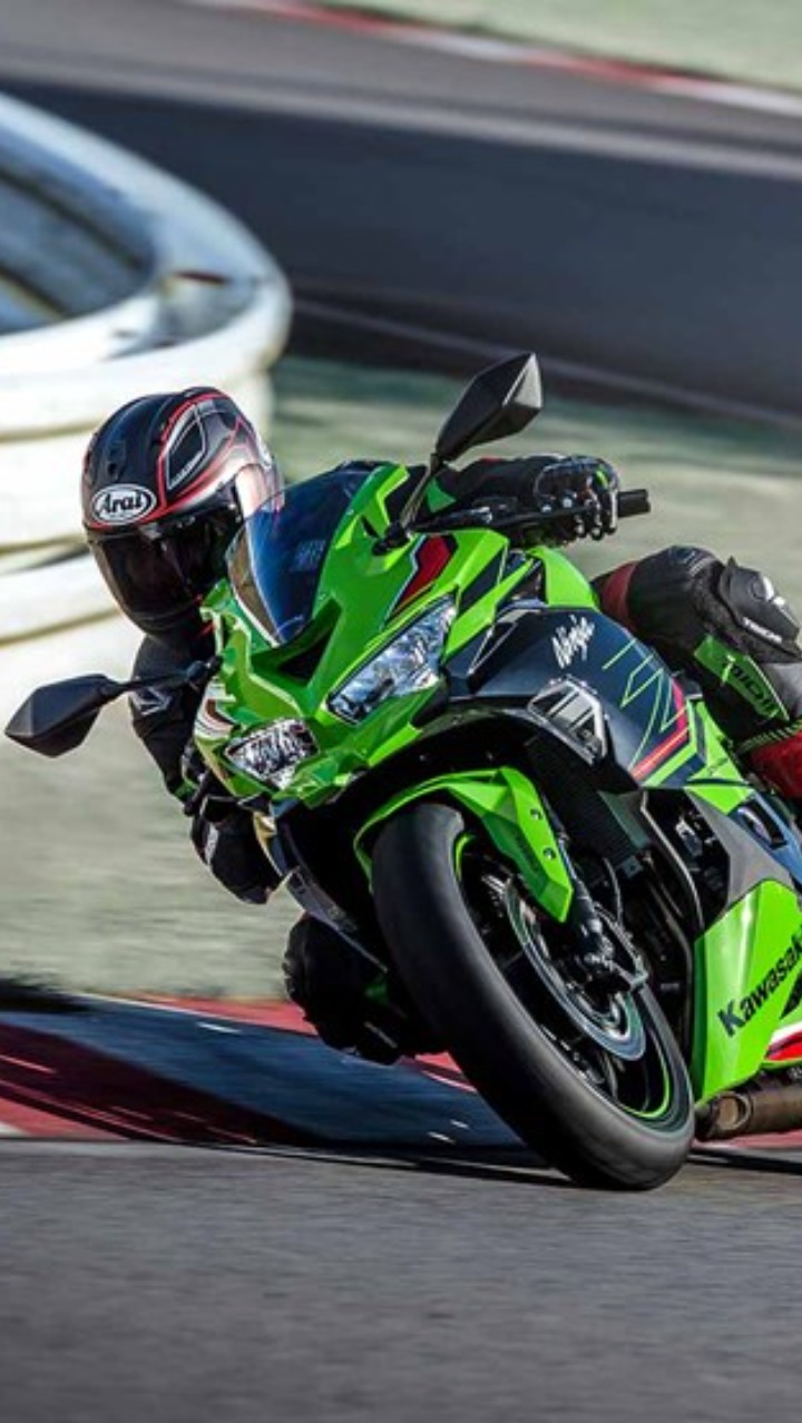 Kawasaki ZX4R To Be Launched In India Soon: Check Features, Price