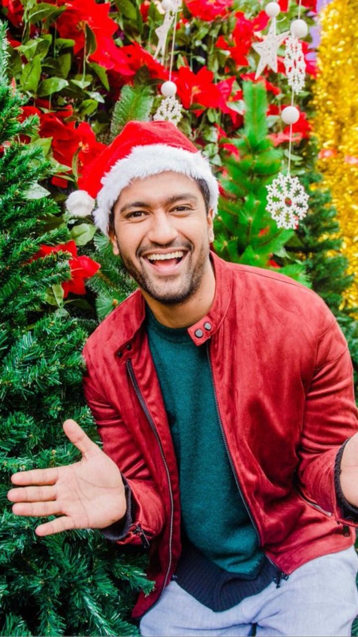 10 Tips to Be the Best-Dressed Man at Any Christmas Party