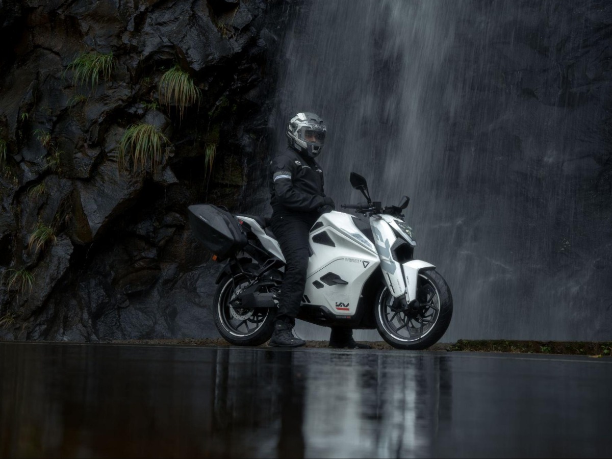 Image showcasing Rise of High-Performance Electric Motorcycles in India