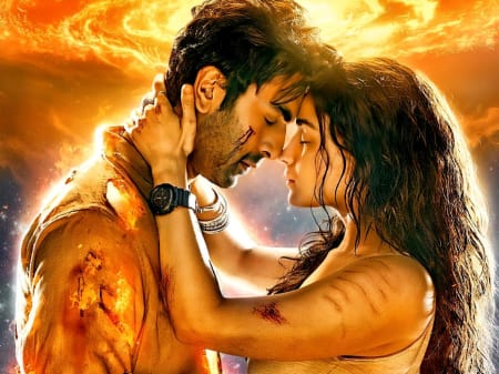 mensxp.com - Aman Kumar - After Spirit, Sanjay Leela Bhansali's Love & War Pushed To 2027 As Shoot Ends In June