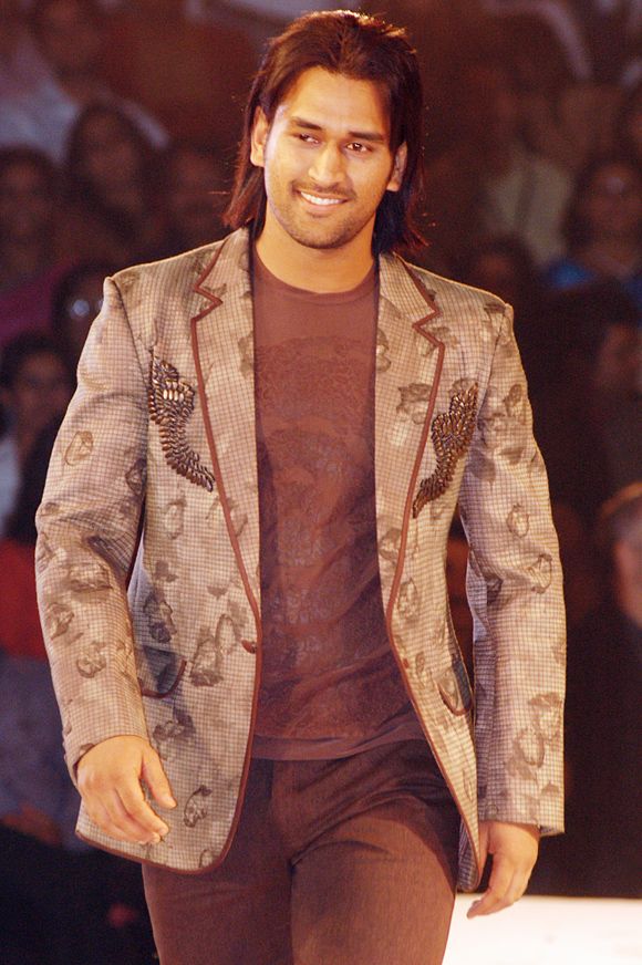 Mahendra Singh Dhoni Photo Gallery: Cricket Photos, Pictures, and  Wallpapers of Mahendra Singh Dhoni